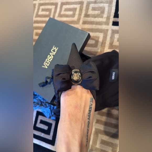 Versace
Alia 45mm slingback pumps - Picture 13 of 13